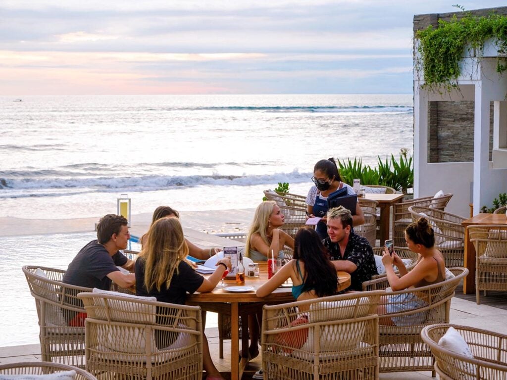 canggu dinner. beachside dining at st. tropez