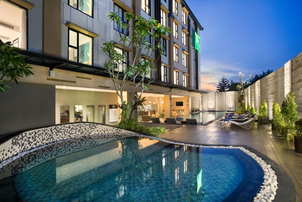 Kamaniiya Petitenget Seminyak Exterior